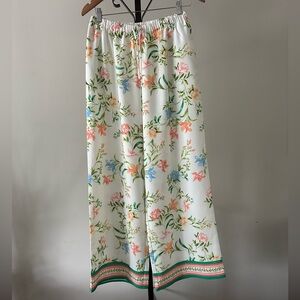 WAYF 2 piece set Floral Top and Bottom - White Multicolor, Size Small.